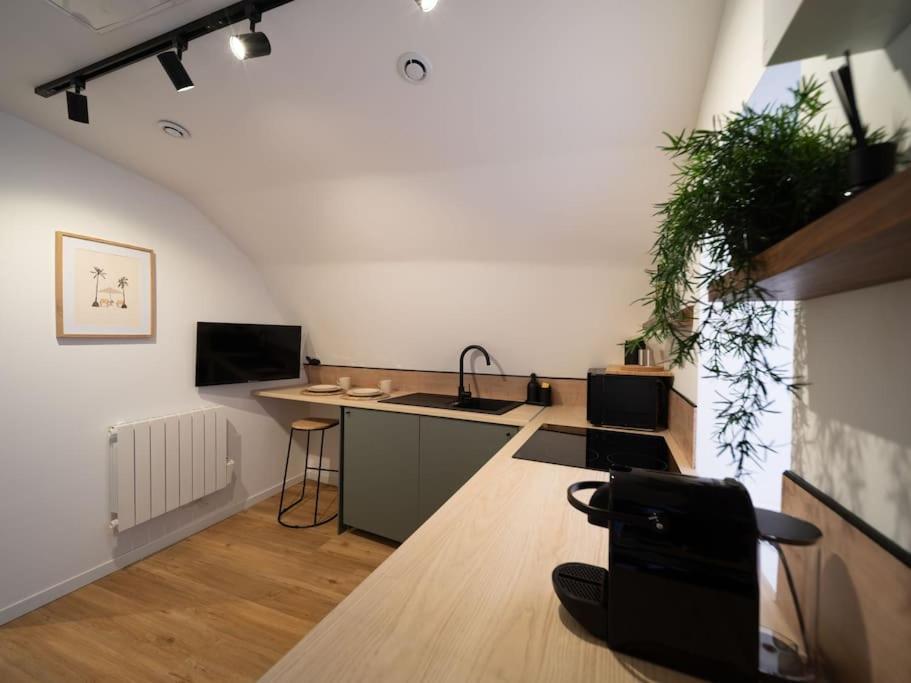 Le Cocon - Petit Studio 2 Couchages - Centre Historique Aubagne Exterior photo